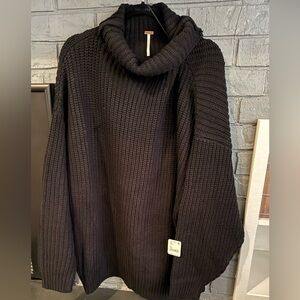 FREE PEOPLE SWEATER